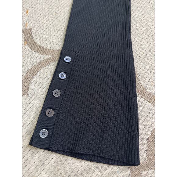 Banana Republic BR ribbed black flare button cuff sleeve sweater, size large - Picture 2 of 11